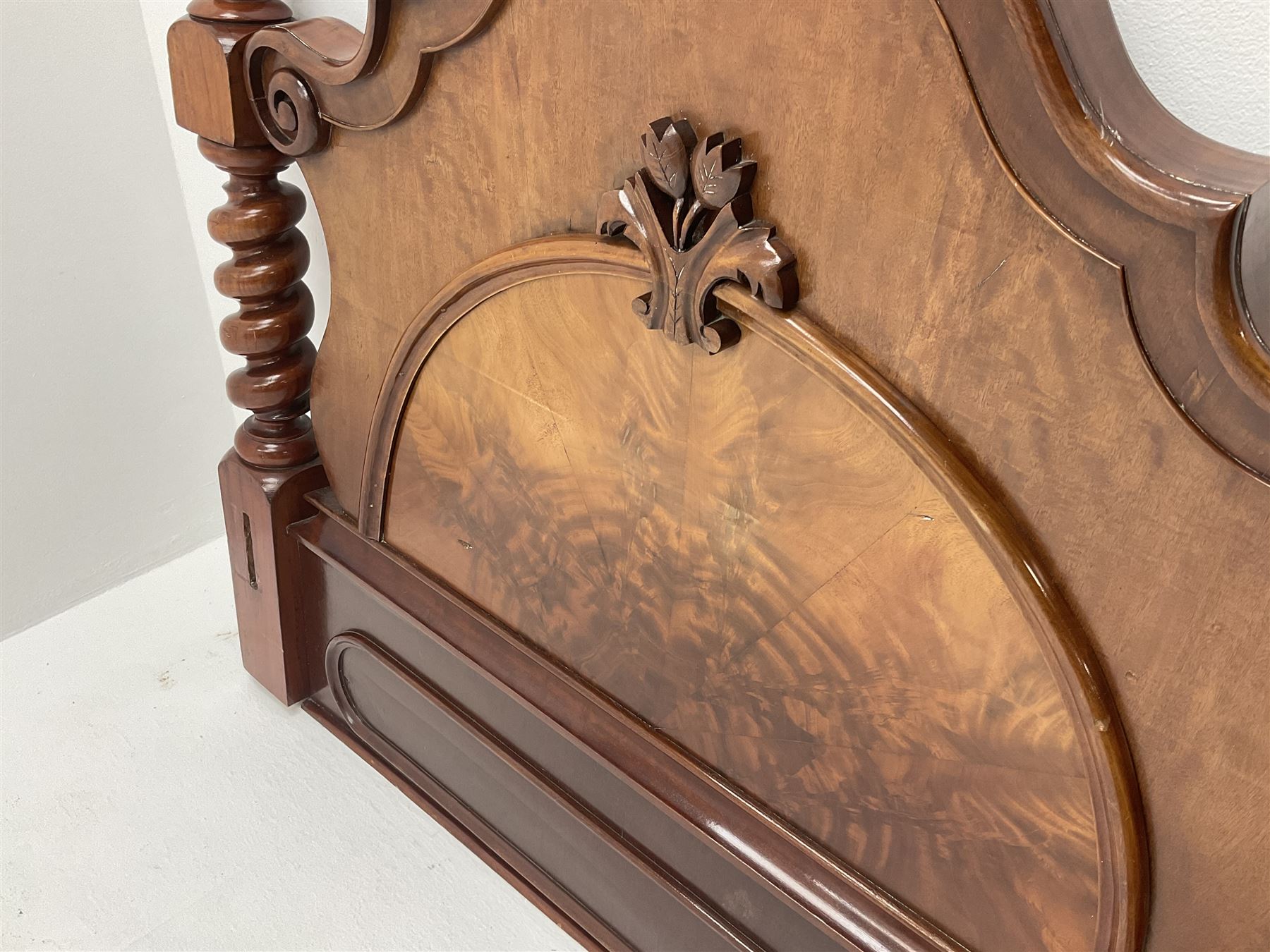 Victorian mahogany barley twist support headboard - Image 2 of 2