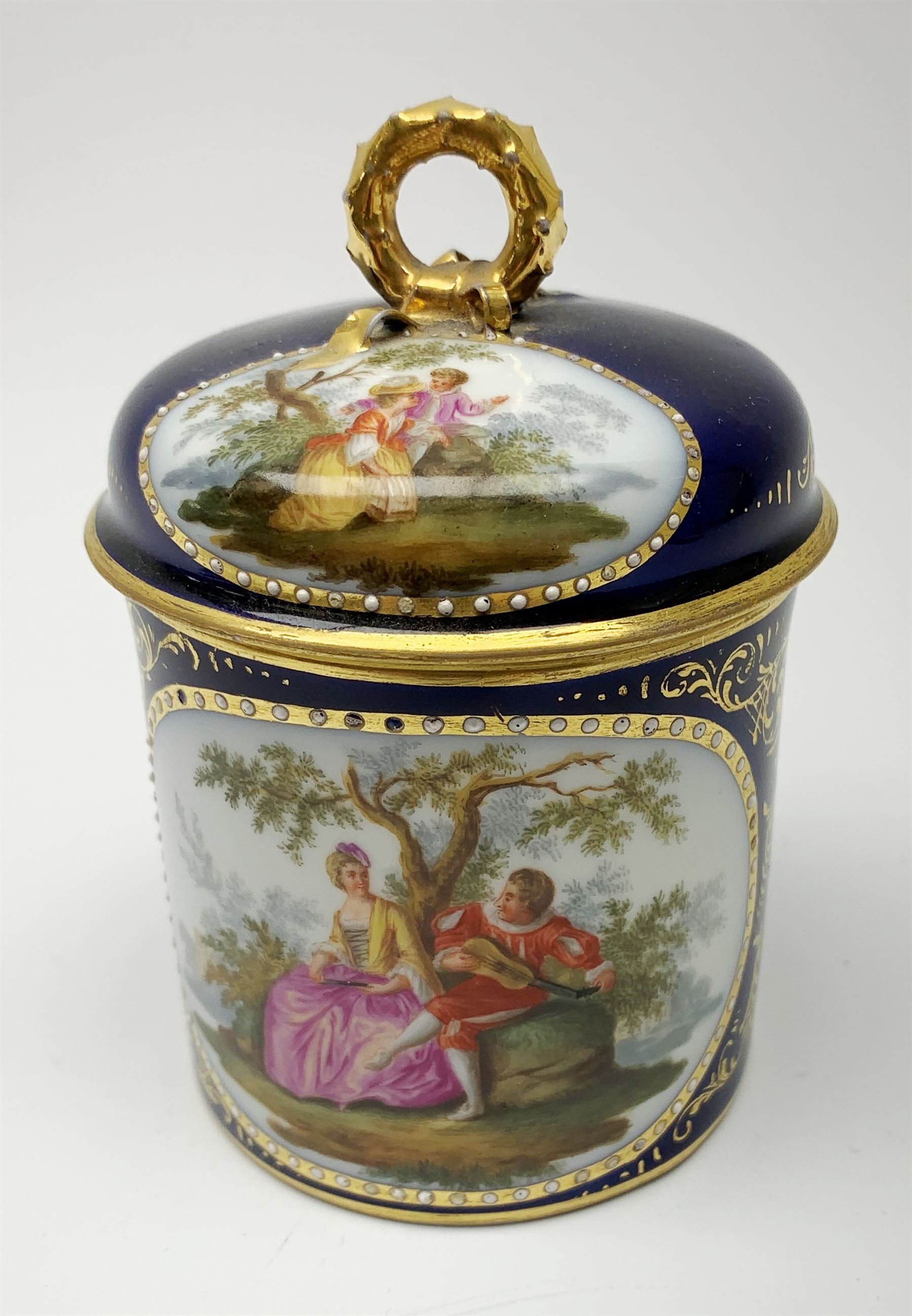 Berlin cabinet chocolate cup and saucer - Image 8 of 11