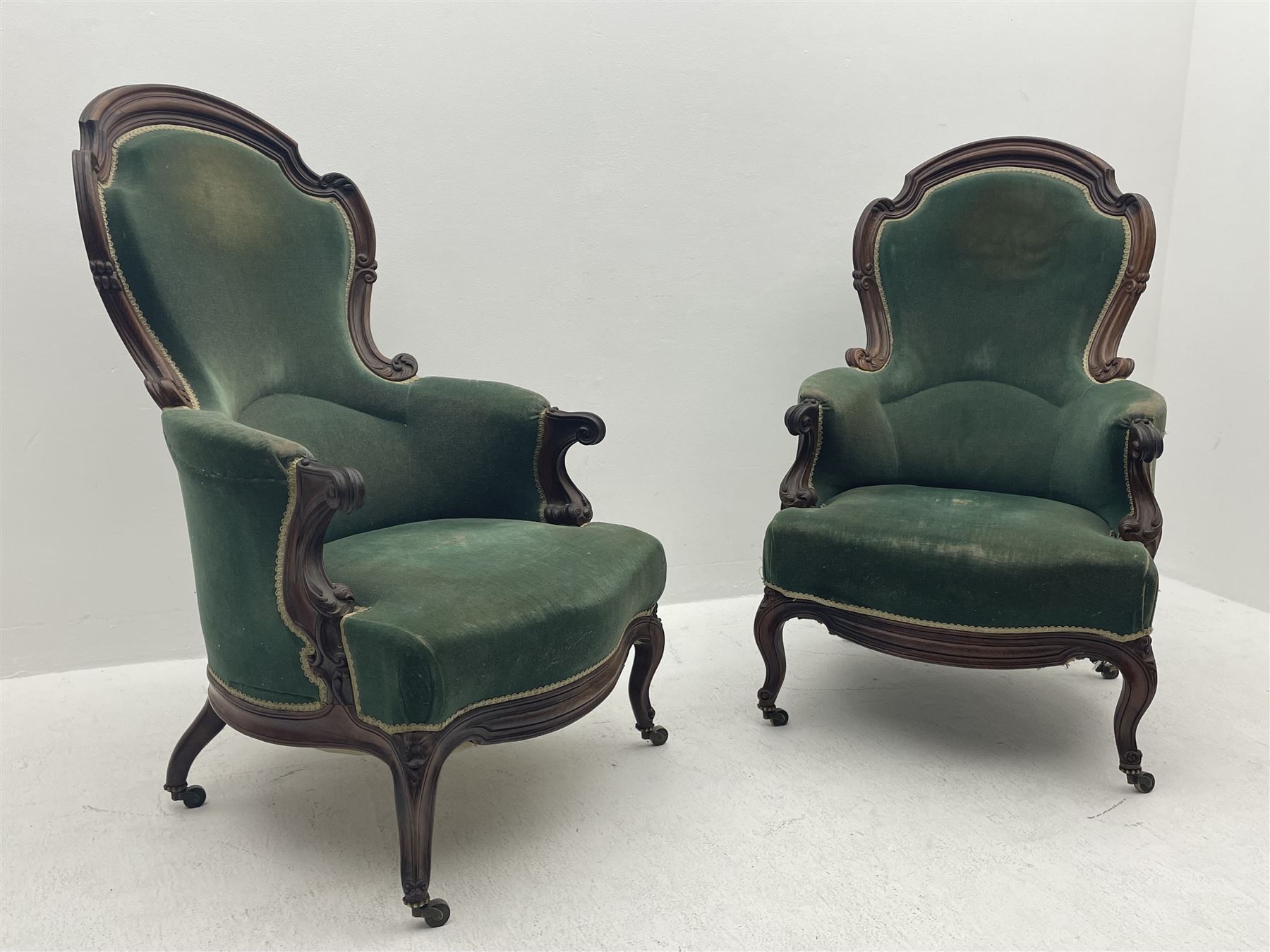 Set two Victorian rosewood drawing room armchairs - Image 2 of 7