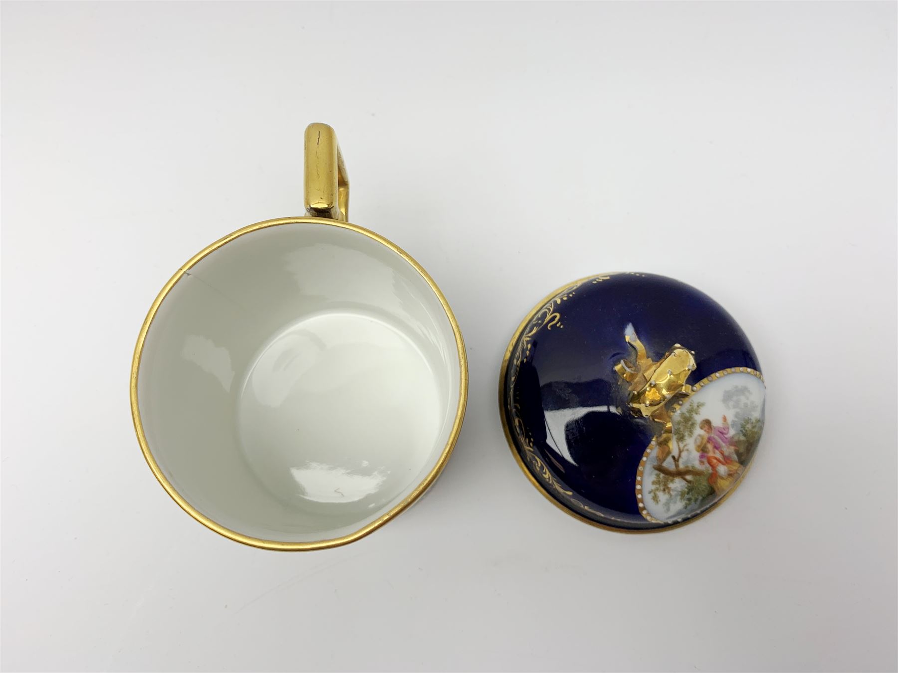 Berlin cabinet chocolate cup and saucer - Image 11 of 11