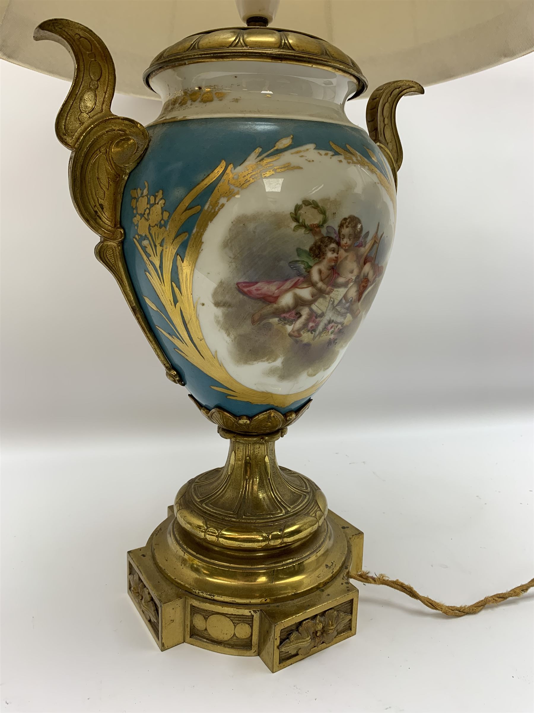 Sevres style table lamp - Image 2 of 7