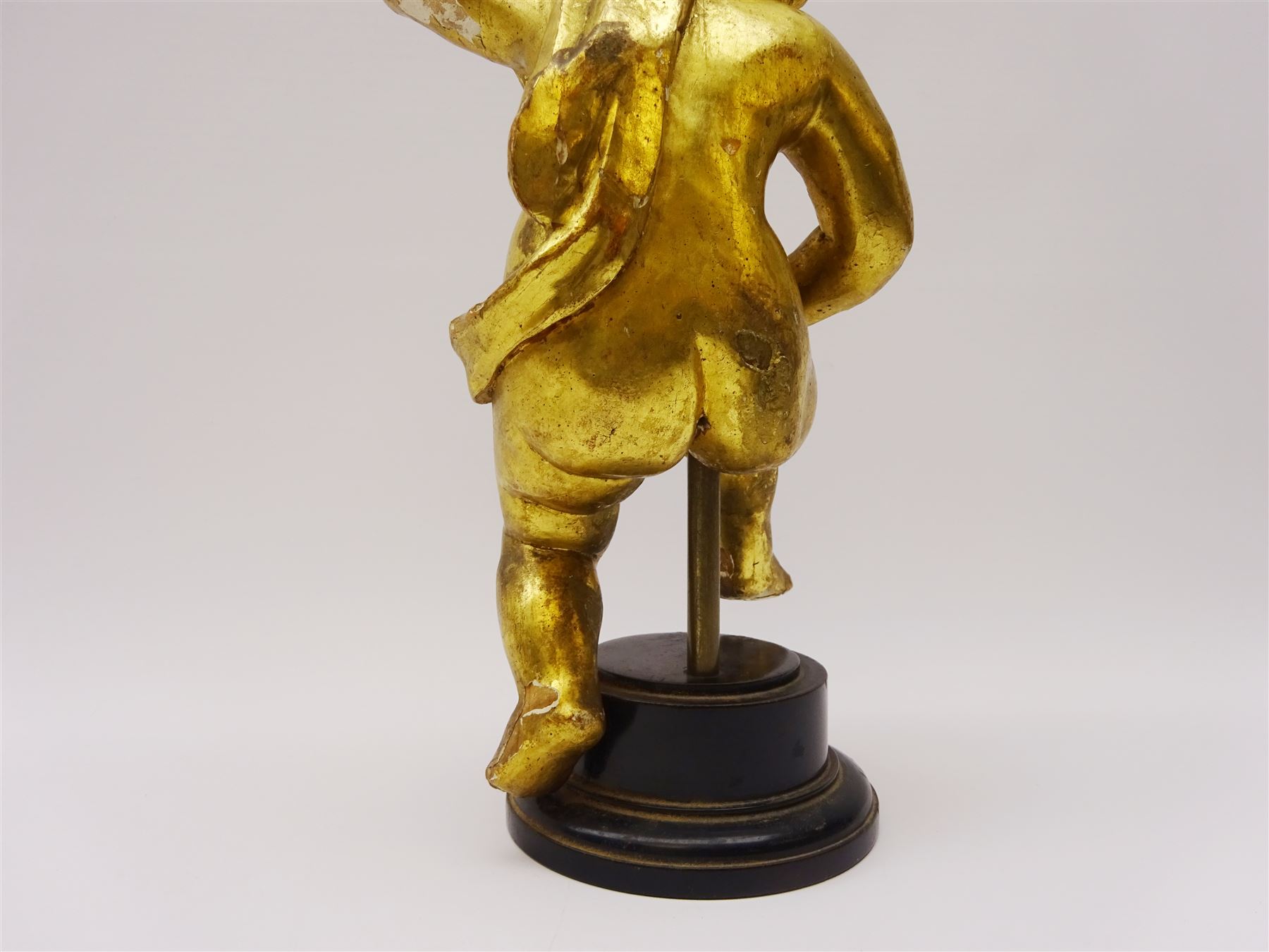 Early 18th century giltwood and gesso figure - Image 12 of 13