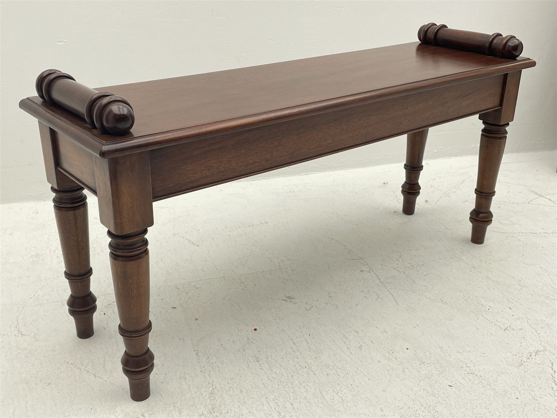 Victorian style mahogany window seat - Image 3 of 3