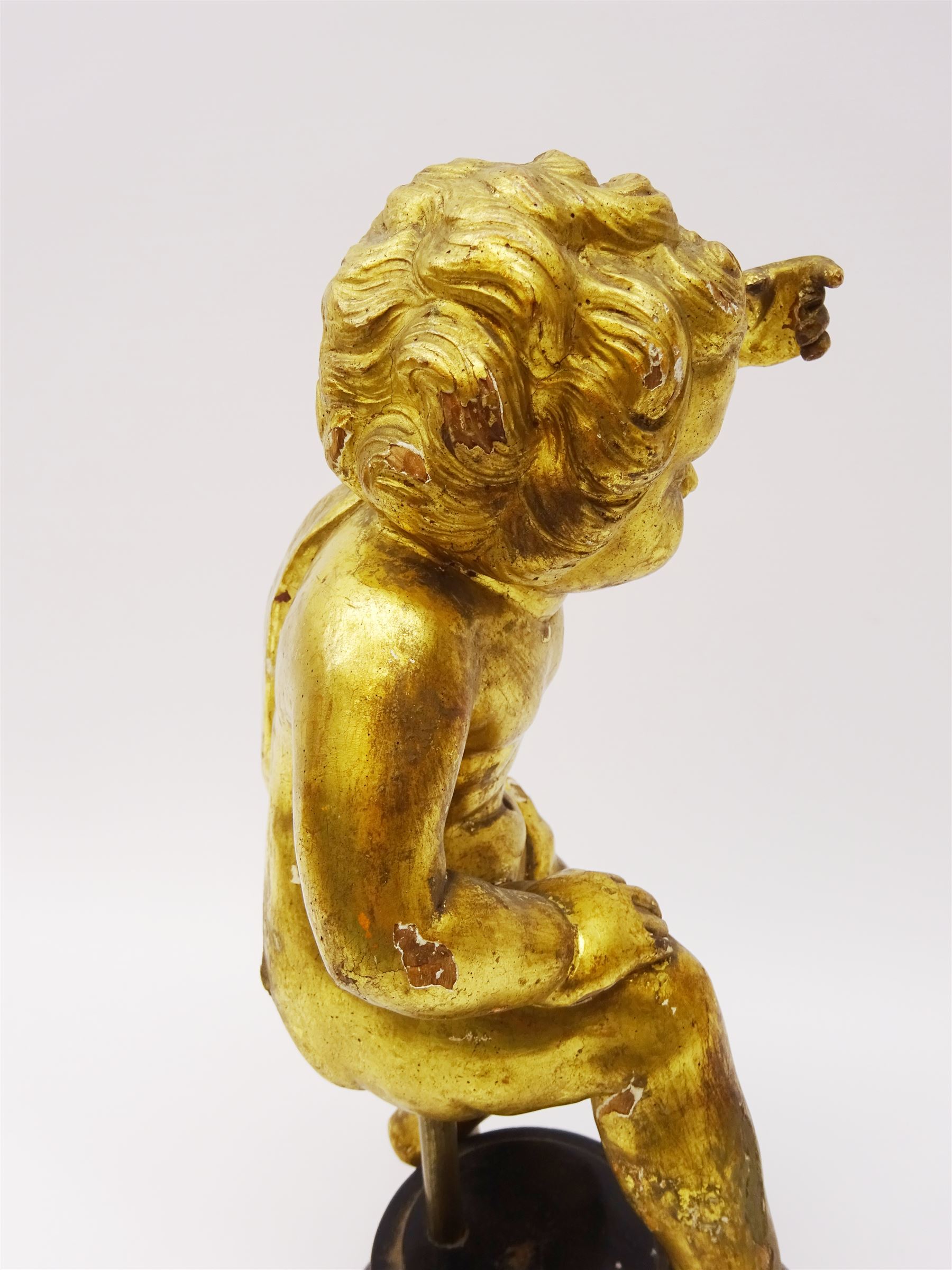 Early 18th century giltwood and gesso figure - Image 8 of 13