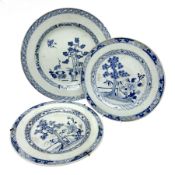 Late 18th/early 19th century Chinese export blue and white plate