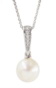 9ct white gold pearl pendant with diamond bail
