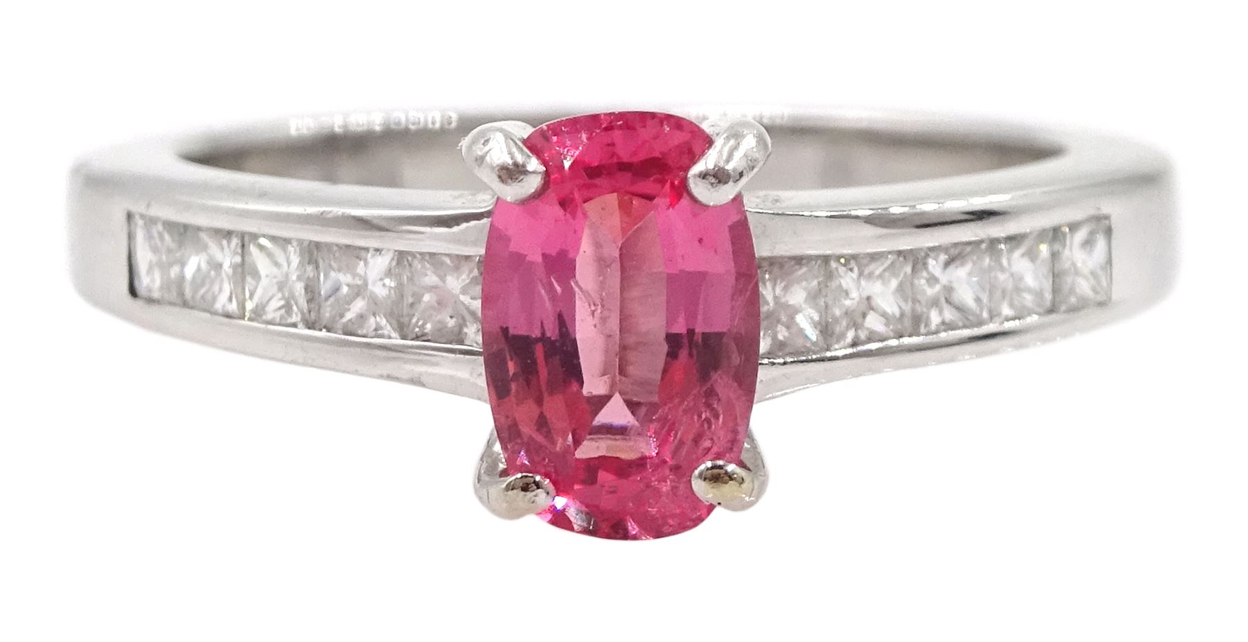 18ct white gold fine pink spinel ring