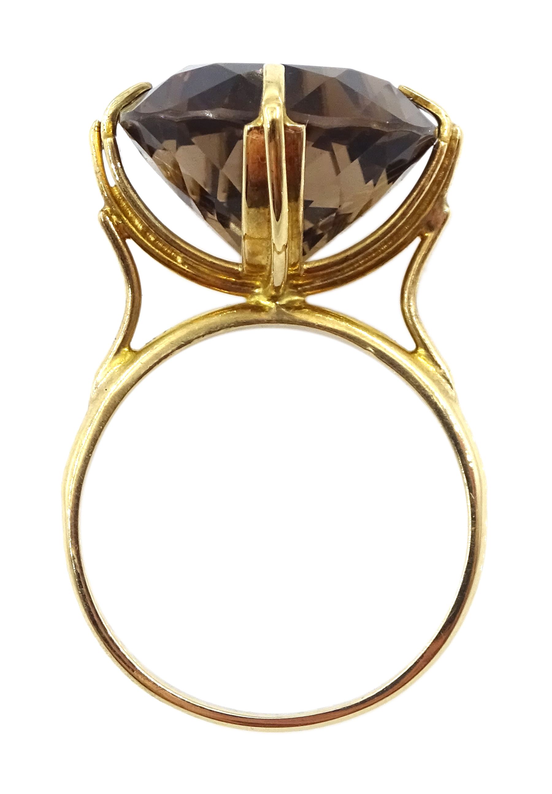 9ct gold ring smokey quartz ring - Image 4 of 4