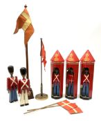 Five Kay Bojesen wooden soldiers