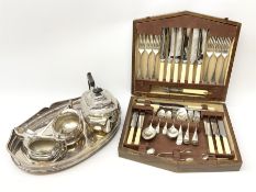 A wooden cased canteen of Sheffield silver plated cutlery for six place settings