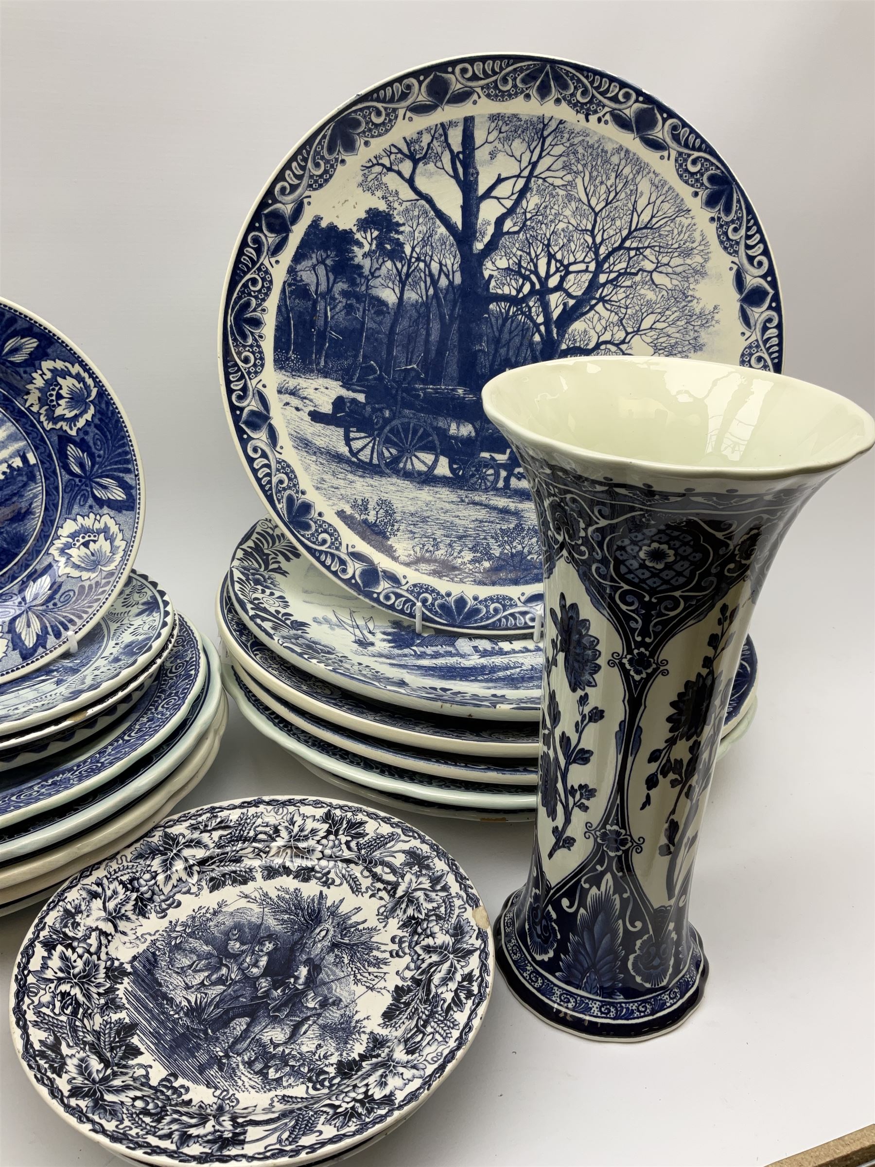 A large collection of modern transfer printed Delft ware - Image 2 of 6