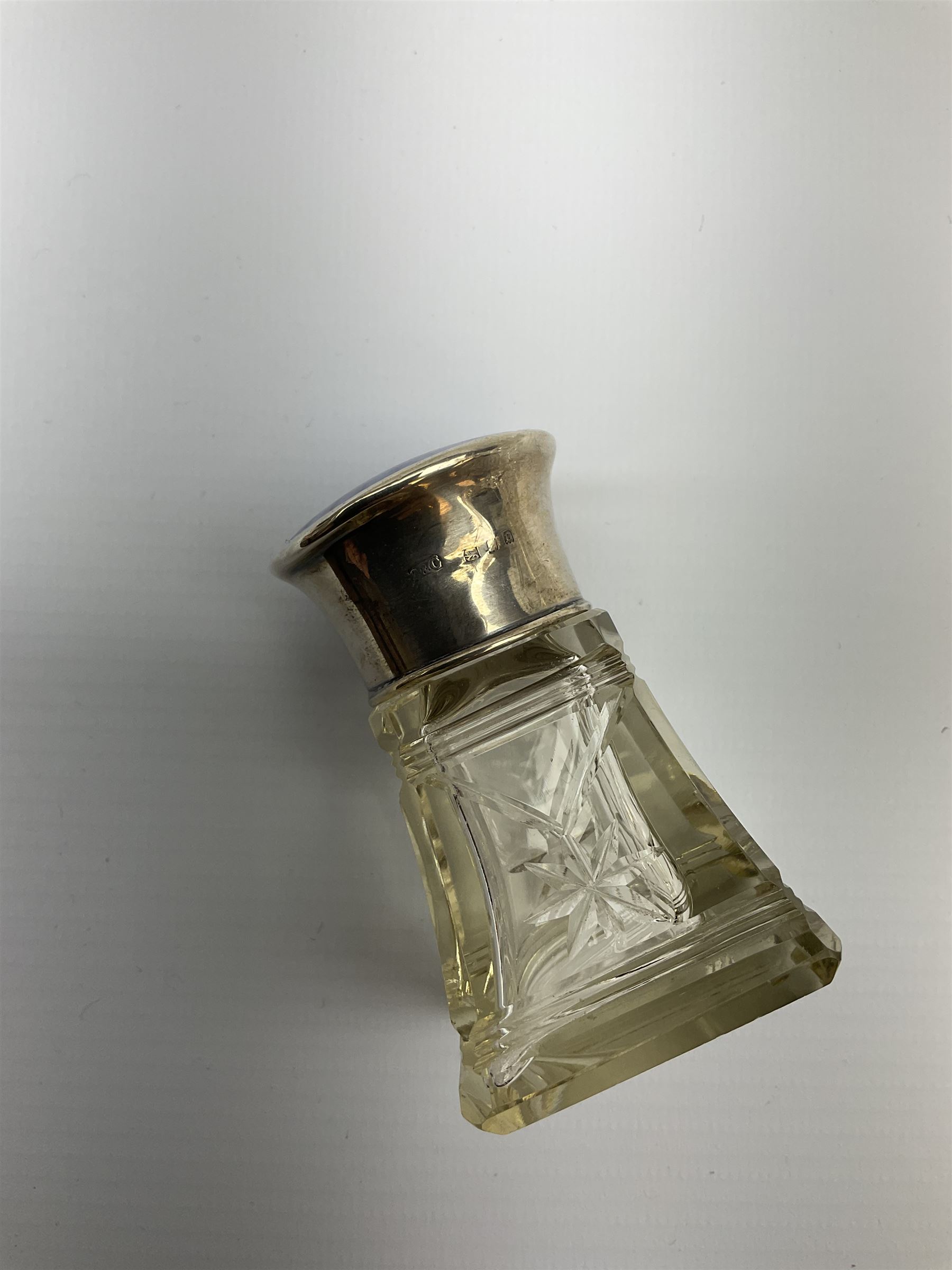 1920s cut glass scent cover with silver and enamel lid - Image 5 of 5
