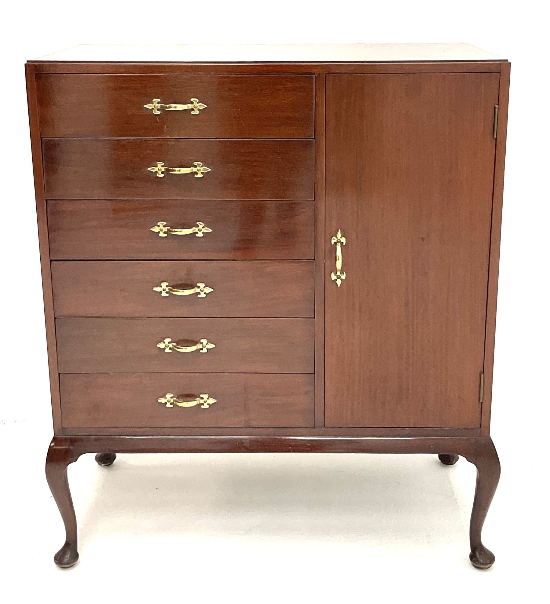 Mid 20th century mahogany music cabinet - Image 2 of 4