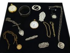 Silver jewellery including Art Nouveau style brooch