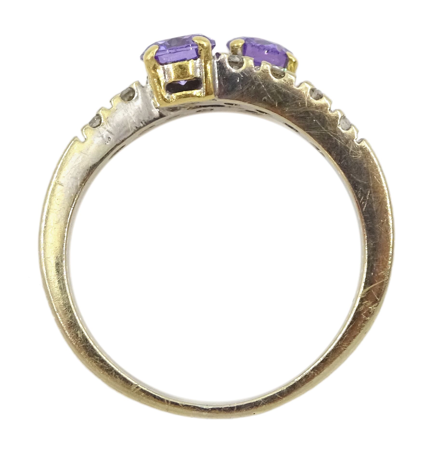 18ct gold amethyst and diamond crossover ring - Image 4 of 4