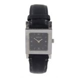 Gucci stainless steel quartz wristwatch model No. 7900 L