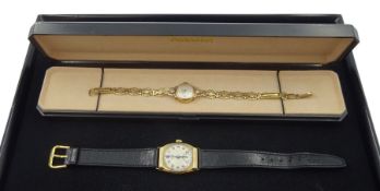 Accurist 9ct gold ladies manual wind bracelet wristwatch hallmarked and a 9ct gold Timor wristwatch