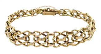 Gold fancy link chain bracelet