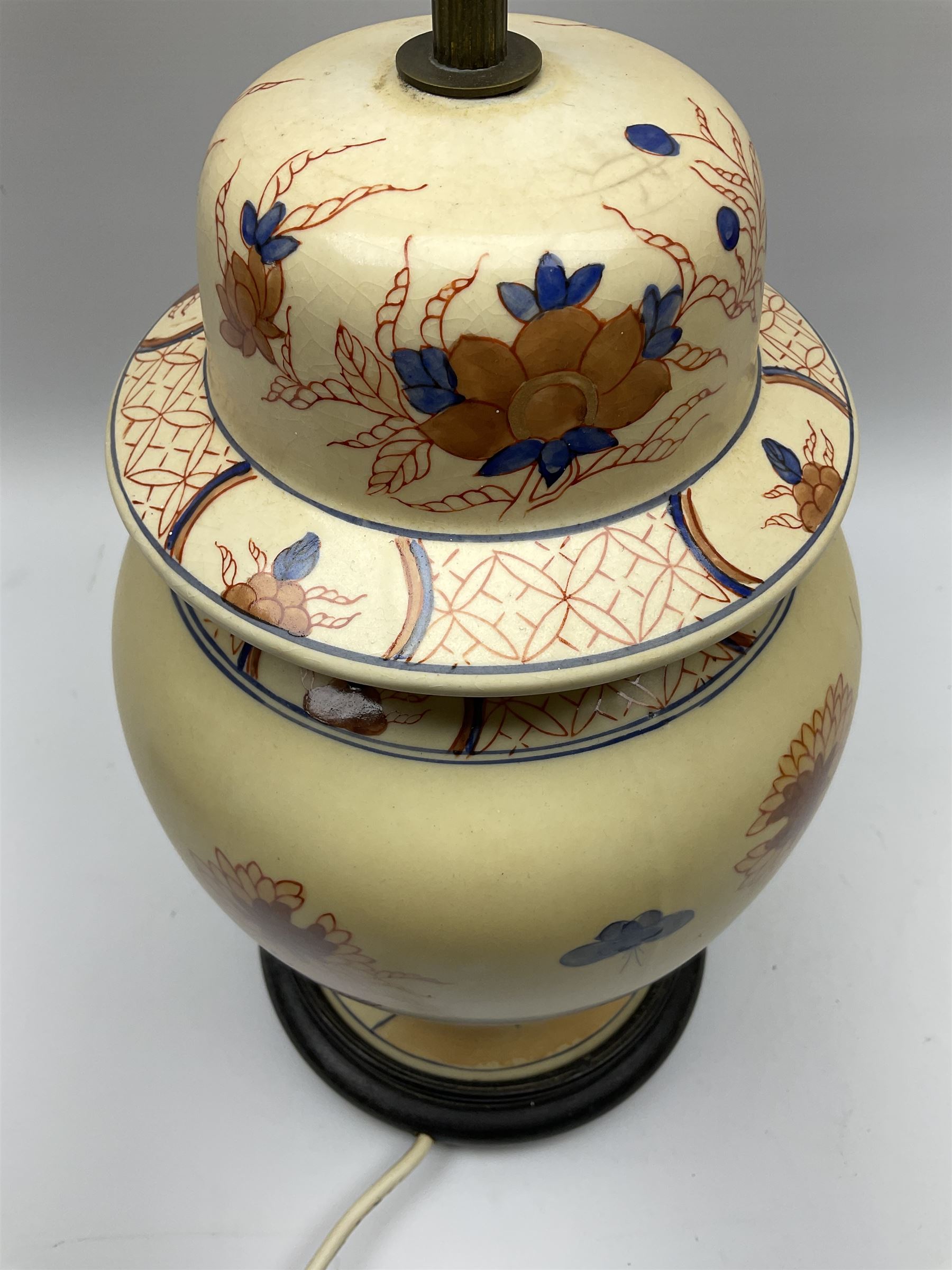 An Oriental style table lamp modelled as a ginger jar - Image 5 of 5