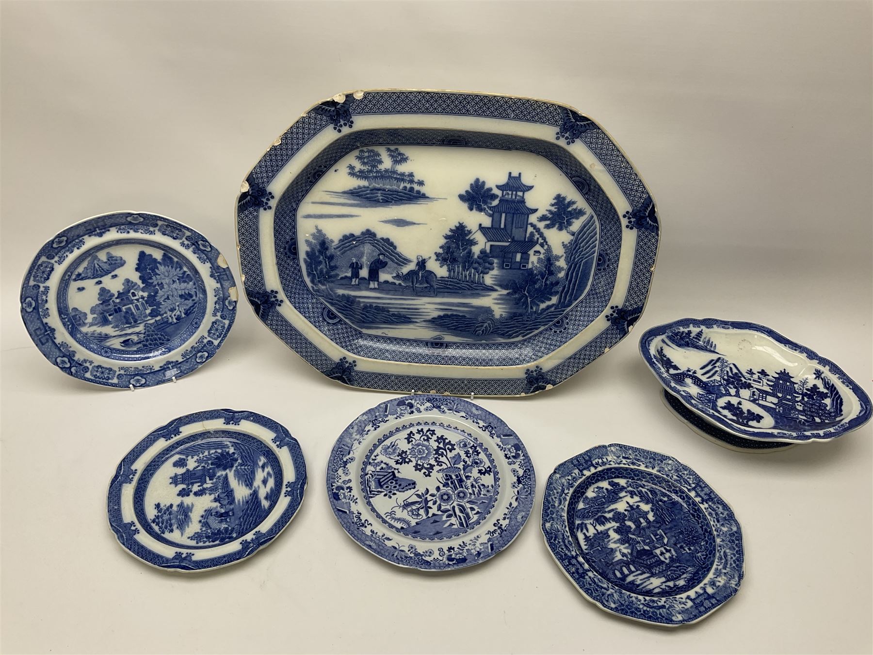 A group of 19th century Spode blue and white transfer printed pottery - Image 2 of 3