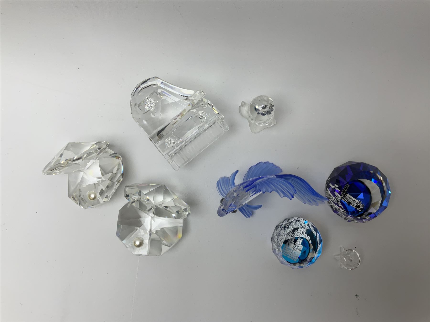 Six Swarovski crystal models - Image 2 of 3