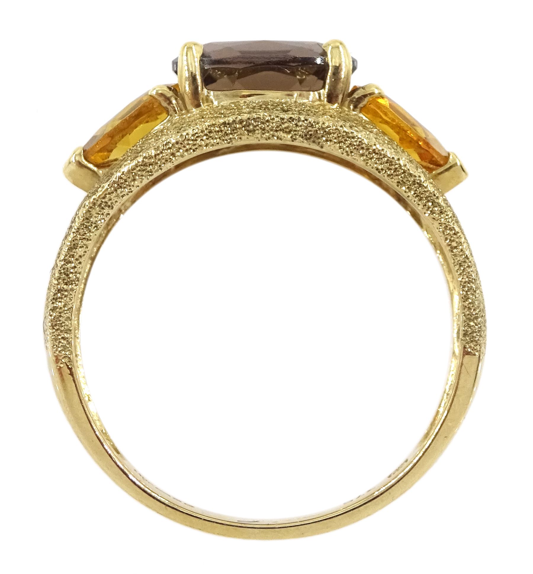 9ct gold three stone oval smoky quartz and pear shaped citrine ring - Image 4 of 4