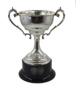 Silver presentation cup inscribed 'Frank Gladwin Golf Trophy for Annual Competition Hull Branch Su L