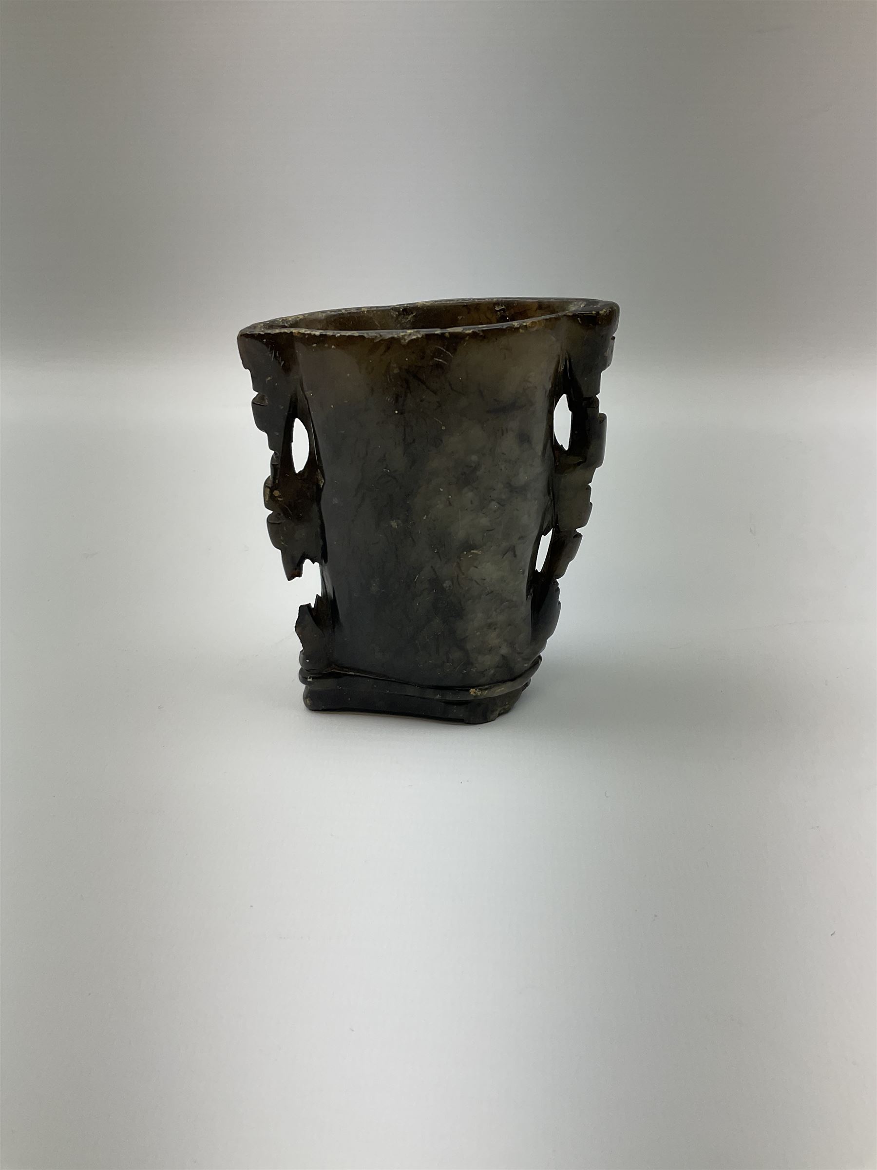 Chinese carved stone libation cup - Image 3 of 7