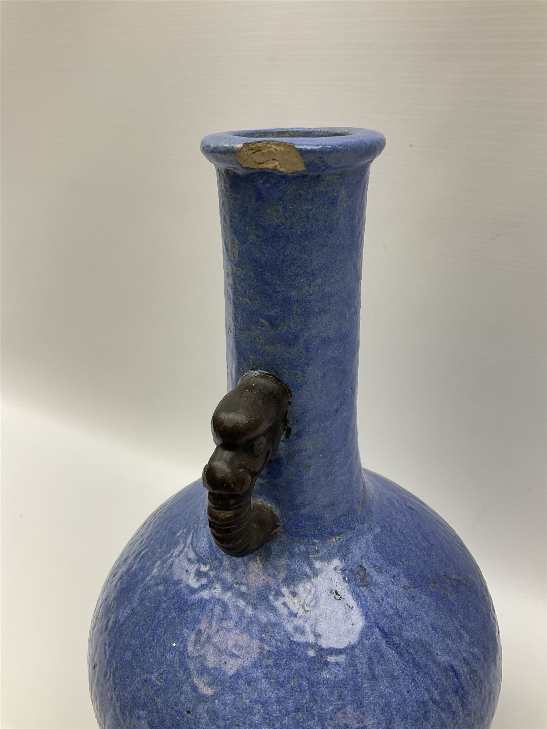20th Century Chinese blue glazed twin handled vase with orange peel finish - Image 5 of 8