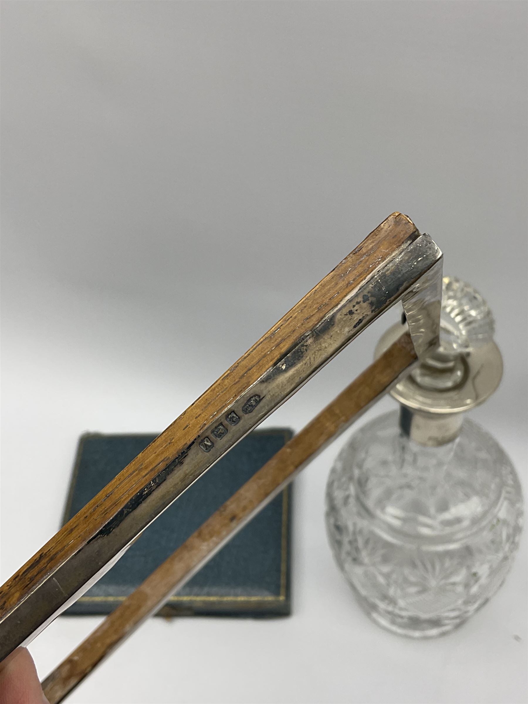 Decanter with hallmarked silver collar and glass stopper - Image 5 of 5