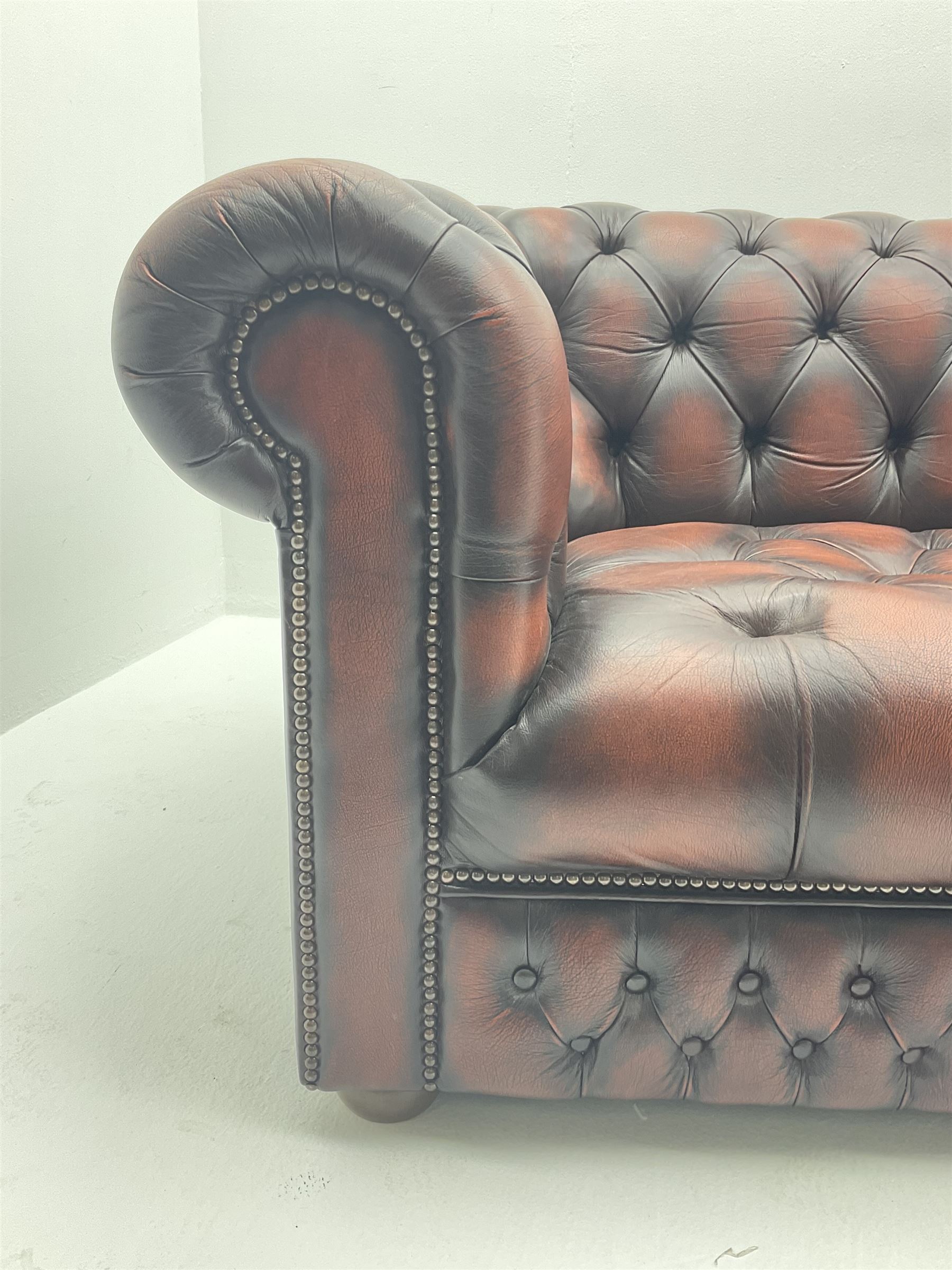 Large four seat Chesterfield sofa upholstered in buttoned brown leather - Image 3 of 4