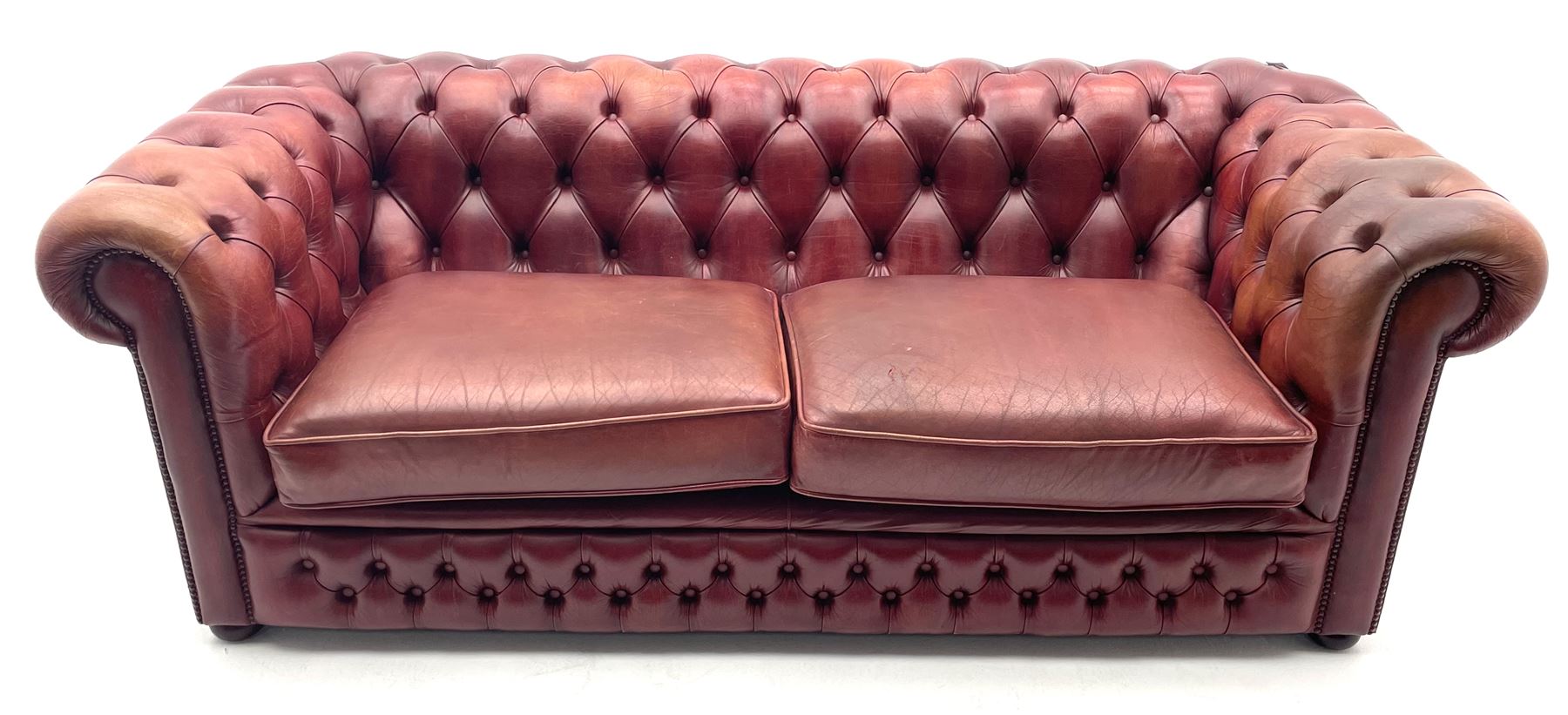 Two seat Chesterfield sofa - Image 2 of 5