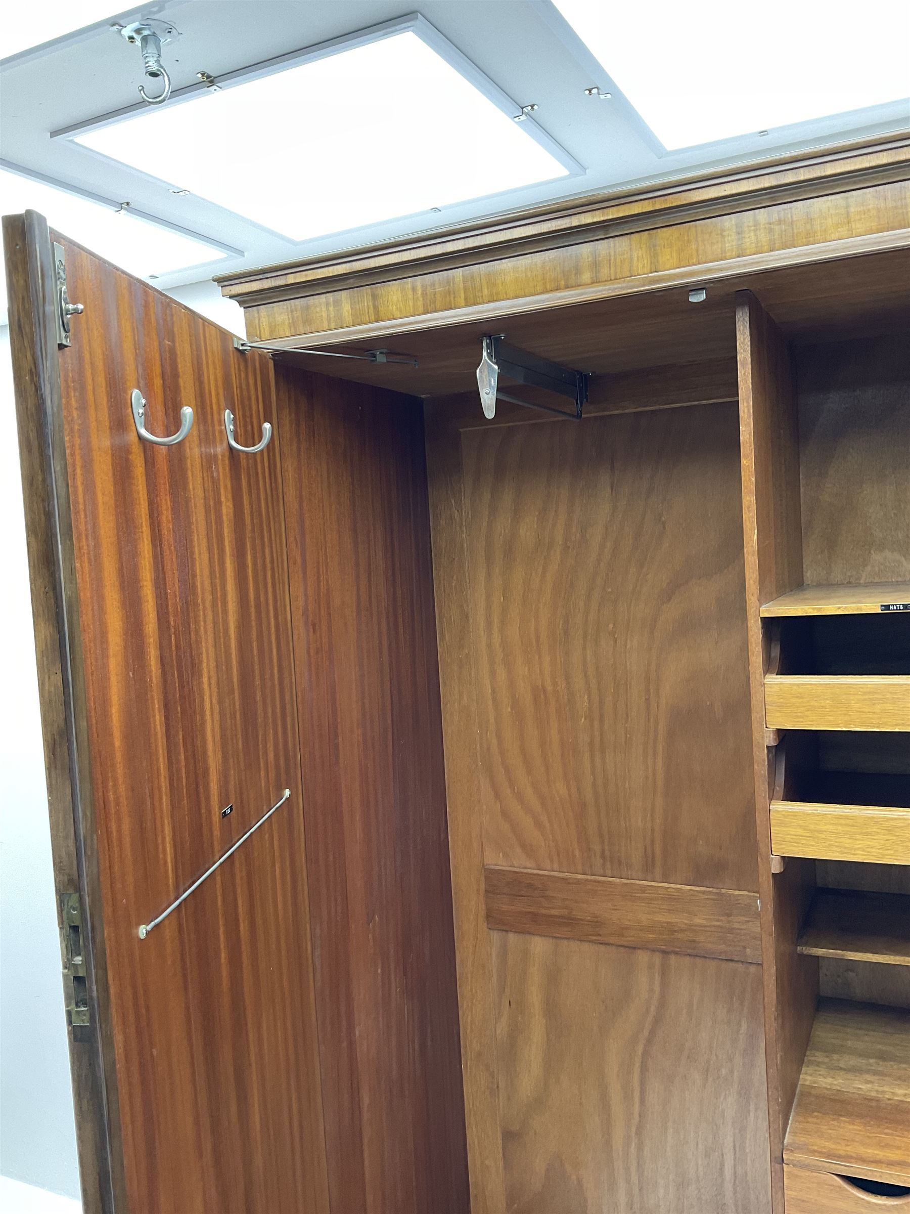 Waring and Gillow - early to mid 20th century figured walnut Gentleman�s wardrobe - Image 4 of 4
