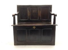 George lll stained oak box settle