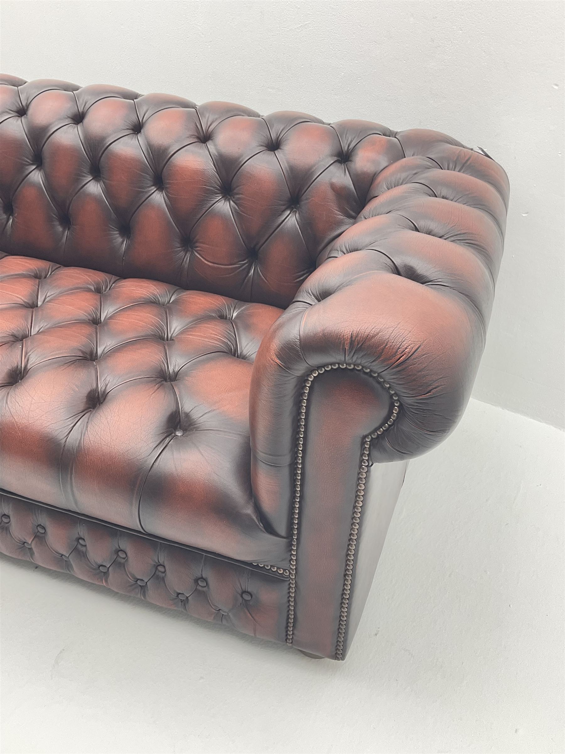 Large four seat Chesterfield sofa upholstered in buttoned brown leather - Image 2 of 4