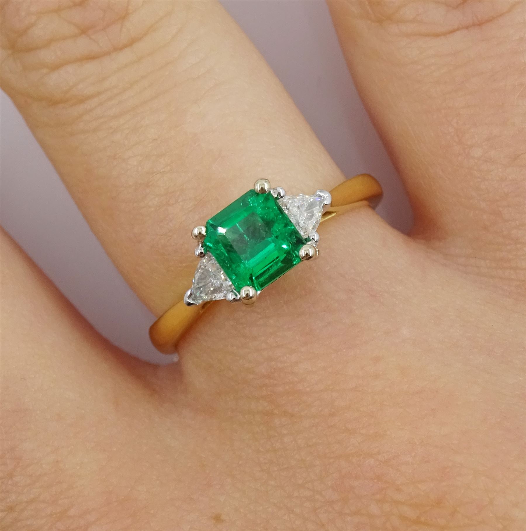 18ct gold three stone fine square cut emerald and trillion cut diamond ring - Image 2 of 4