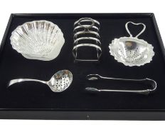 Silver toast rack by William Suckling Ltd