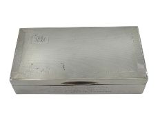 Silver rectangular table cigarette/cigar presentation box