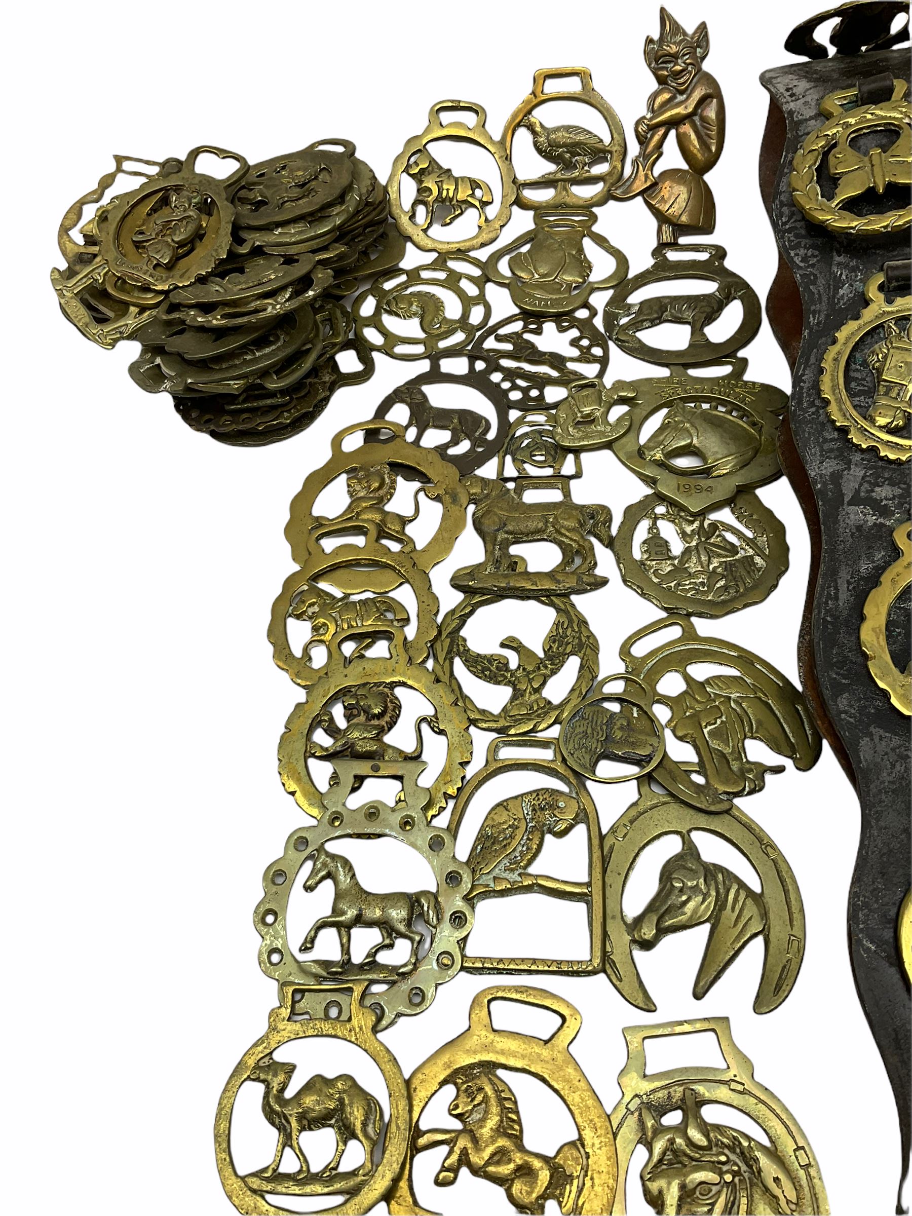 Large collection of horse brasses - Image 4 of 5