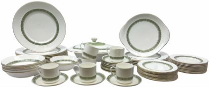 Royal Doulton dinner and tea wares