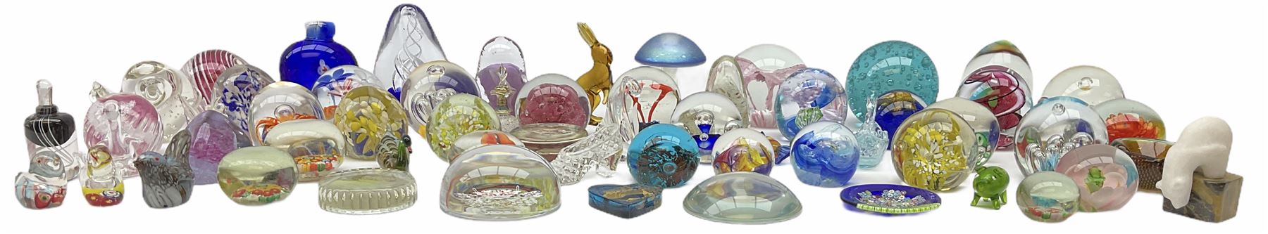 Glass paperweights to include Caithness - Image 2 of 8