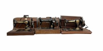 Jones Family C.S. sewing machine no. 21128 in case