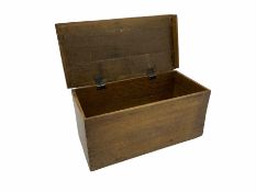 Small 18th century boarded oak box enclosed by hinged lid