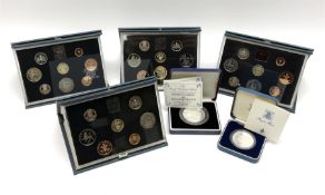 Five Royal Mint United Kingdom proof coin collections dated 1983