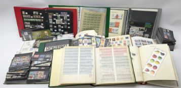 Accumulation of Great British and World stamps including small number of Chinese stamps
