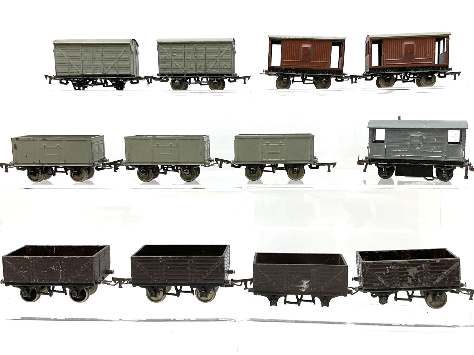 Graham Farish '00' gauge - five Graham Farish/Formoway Coach Building Kits - Image 2 of 5