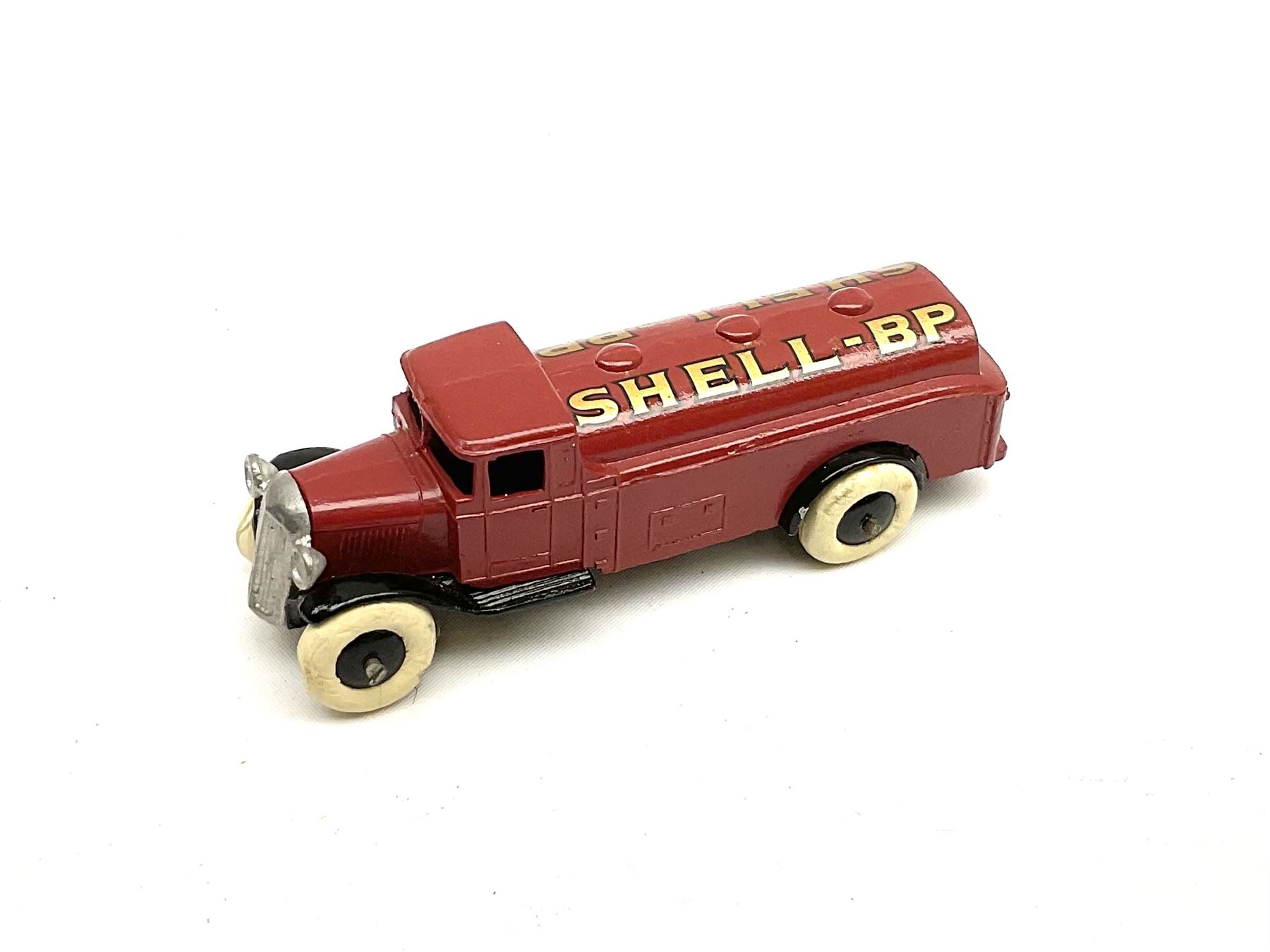 Dinky - four unboxed and playworn die-cast commercial vehicles comprising early Type 2 Petrol Tank W - Image 4 of 7