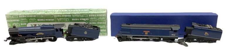 Graham Farish '00' gauge - King Class 4-6-0 locomotive 'King Henry V' cast No.6000 with tender in BR