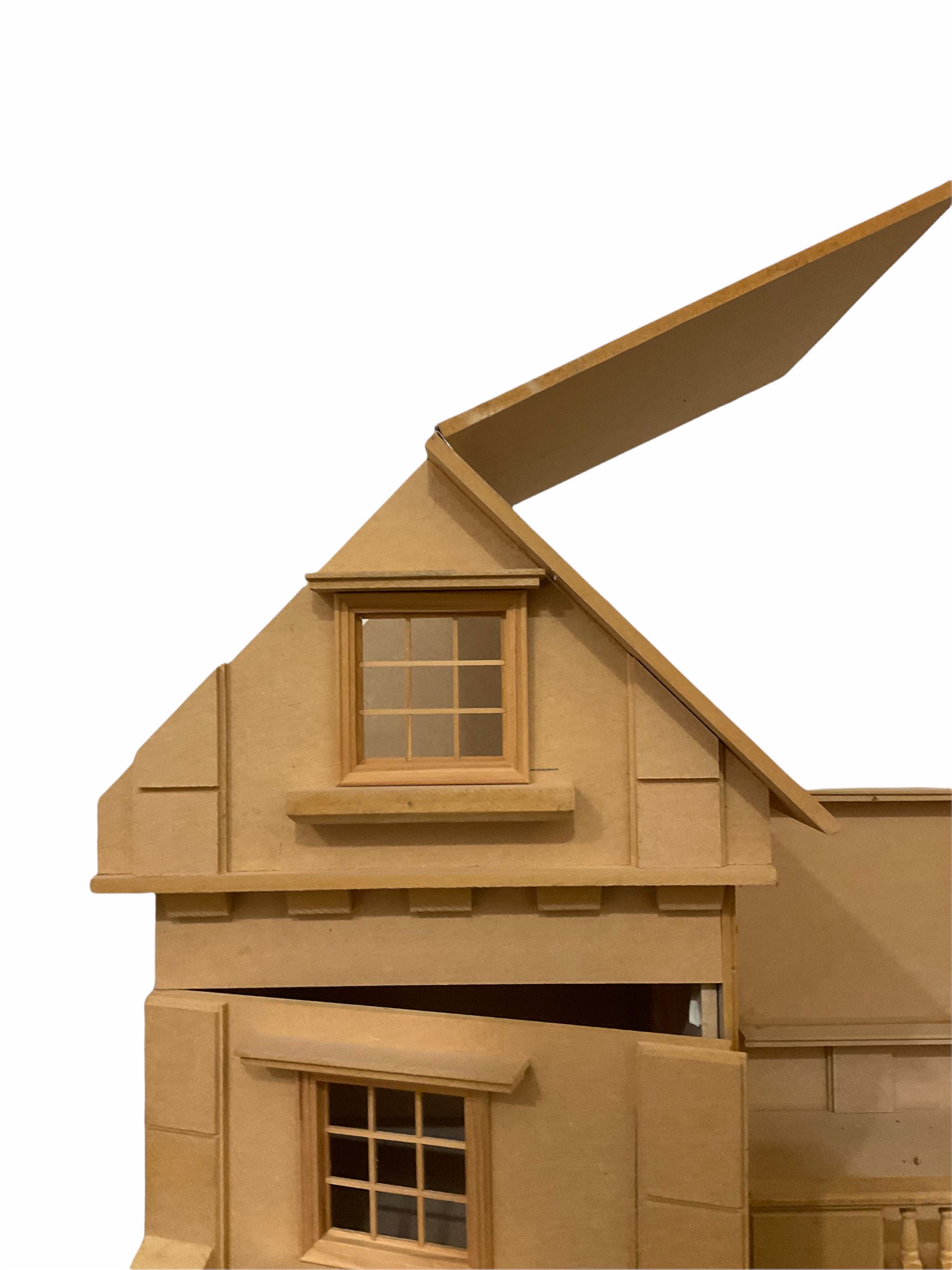 Georgian style wooden four-storey dolls house - Image 4 of 11