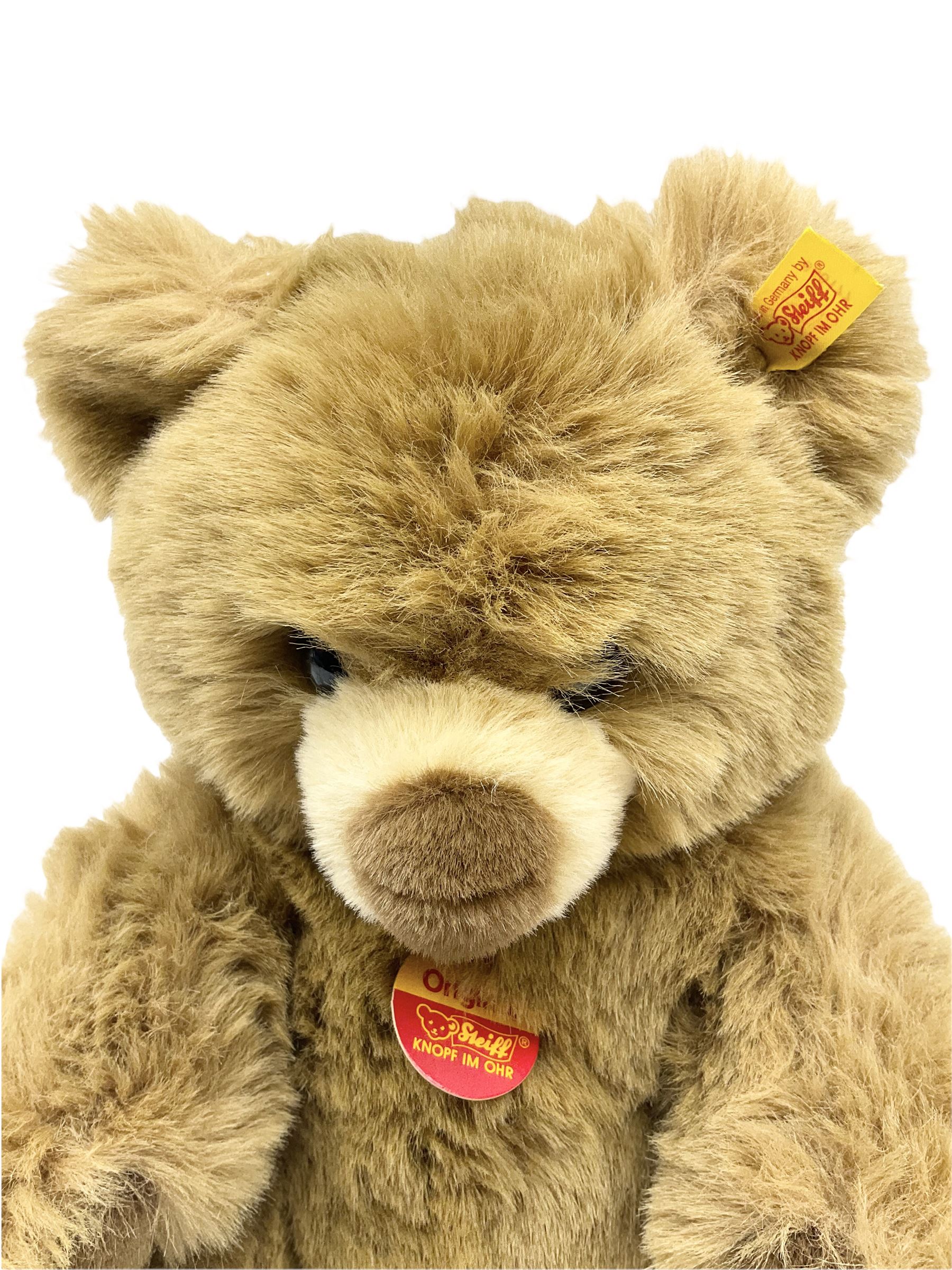 Five modern collector's teddy bears - Steiff 2001 bear No.660177 with tags; Hermann limited edition - Image 3 of 8